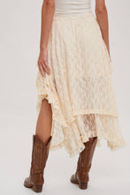 Load image into Gallery viewer, Maddy lace skirt (cream)
