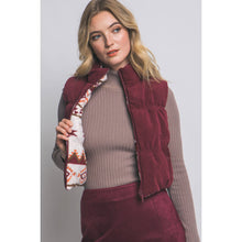 Load image into Gallery viewer, Fallon Reversible Corduroy/Aztec Print Puffer Vest (burgundy)
