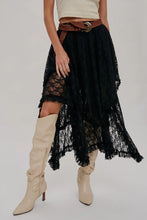 Load image into Gallery viewer, Maddy lace skirt (black)
