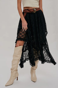 Maddy lace skirt (black)